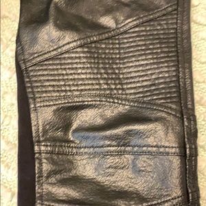 BCBGMaxAzria Pants - BCBG Max Azaria Leather Leggings BCBGMaxAzria Pants - BCBG Max Azaria Leather Leggings